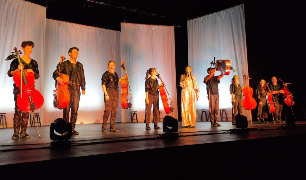 Είδα την συναυλία της Imany «VOODOO CELLO» στο Christmas Theater - Λουκία Μητσάκου - Κριτική συναυλίας - Theater Project 365 