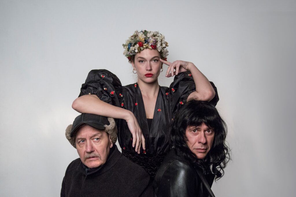Είδα την παράσταση «Οι δύο χέστηδες» του Ευγενίου Λαμπίς - Κριτική παράστασης - Λουκία Μητσάκου - Theater Project 365 