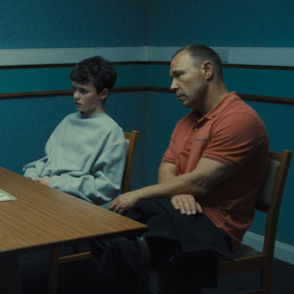 Είδα την τηλεοπτική σειρά Adolescence των Stephen Graham και Jack Thorne στο Netflix - κριτική σειράς - Λουκία Μητσάκου - Theater Project 365